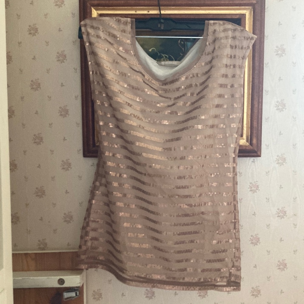 Woman, banana republic, brown top